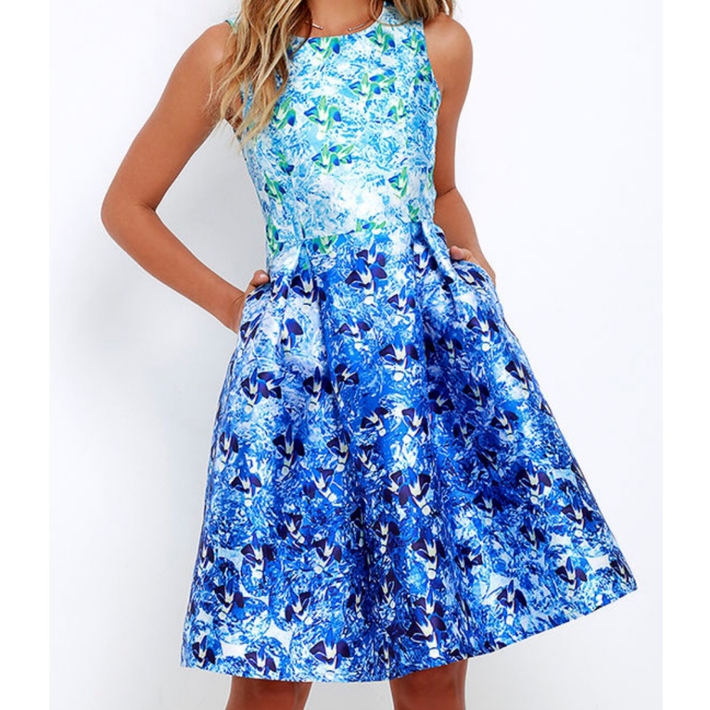 Lulu's Blue Floral Midi Dress